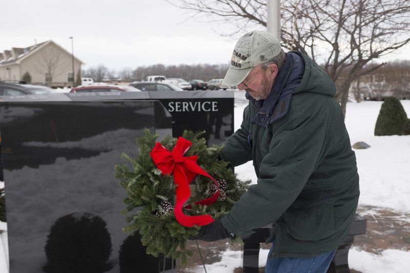 Chapter 268 Places Wreath at Hospice Vietnam Veterans of America
